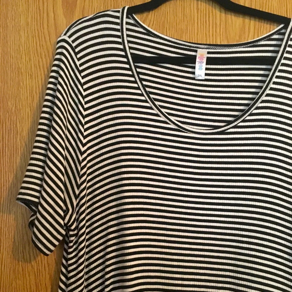 LulaRoe 2XL Plus Tunic Perfect Tshirt Striped